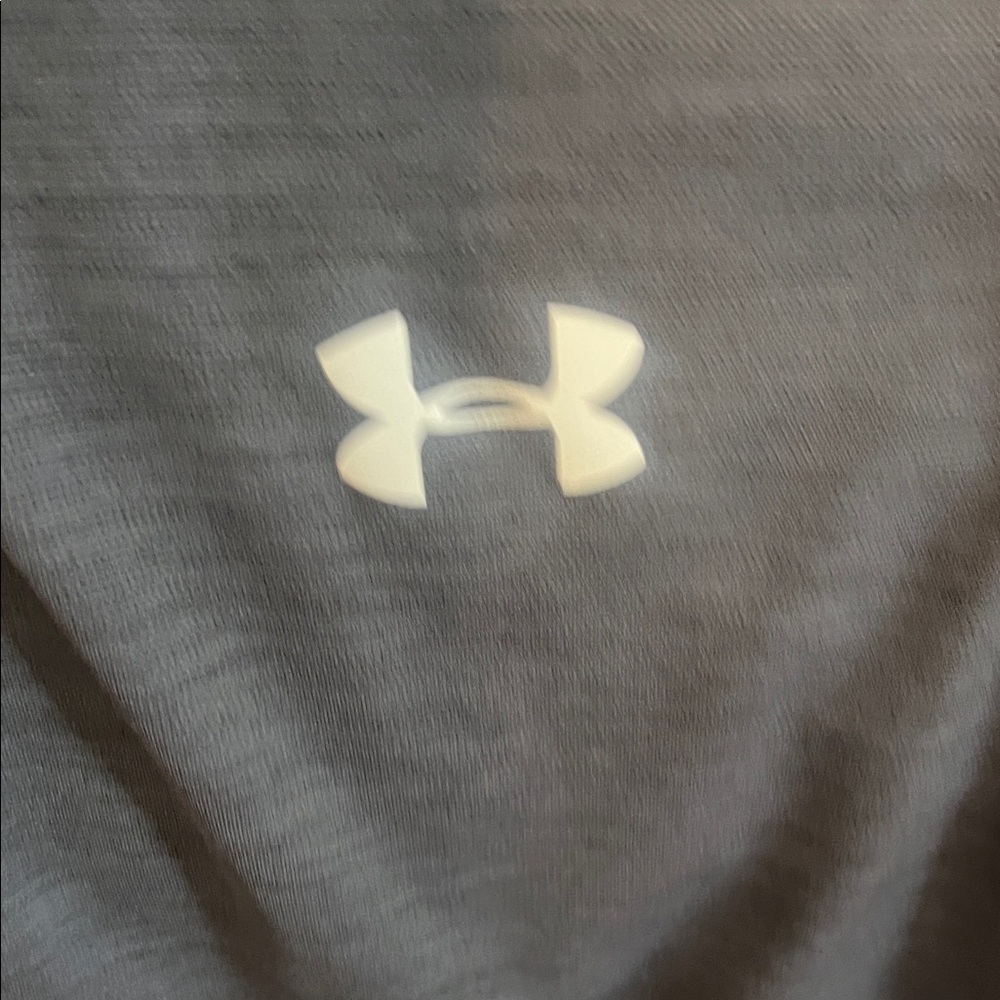 Under Armour Grey Pullover - Picture 3 of 5